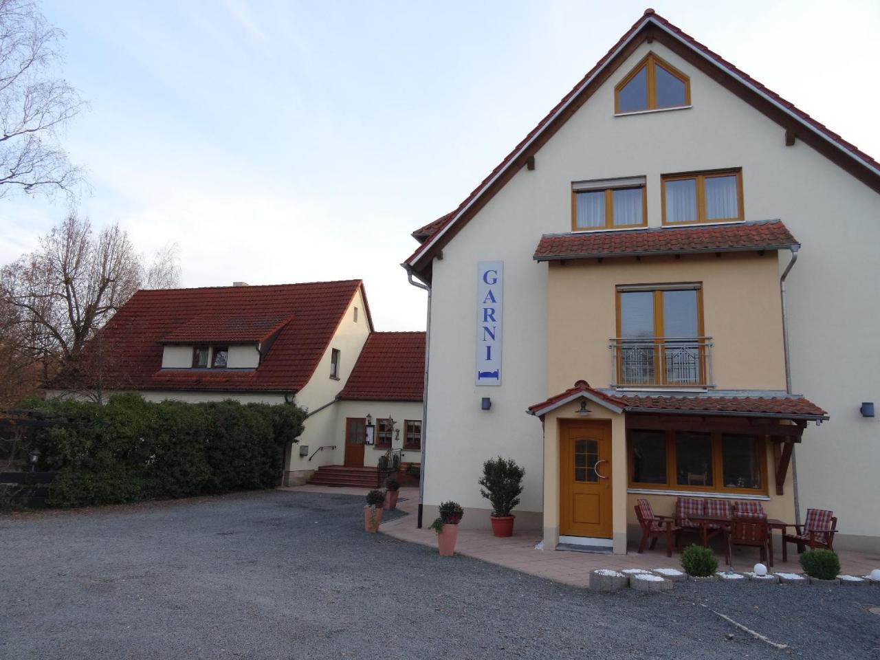 Restaurant - Garni Bei Peppo Lägenhet Ebern Exteriör bild